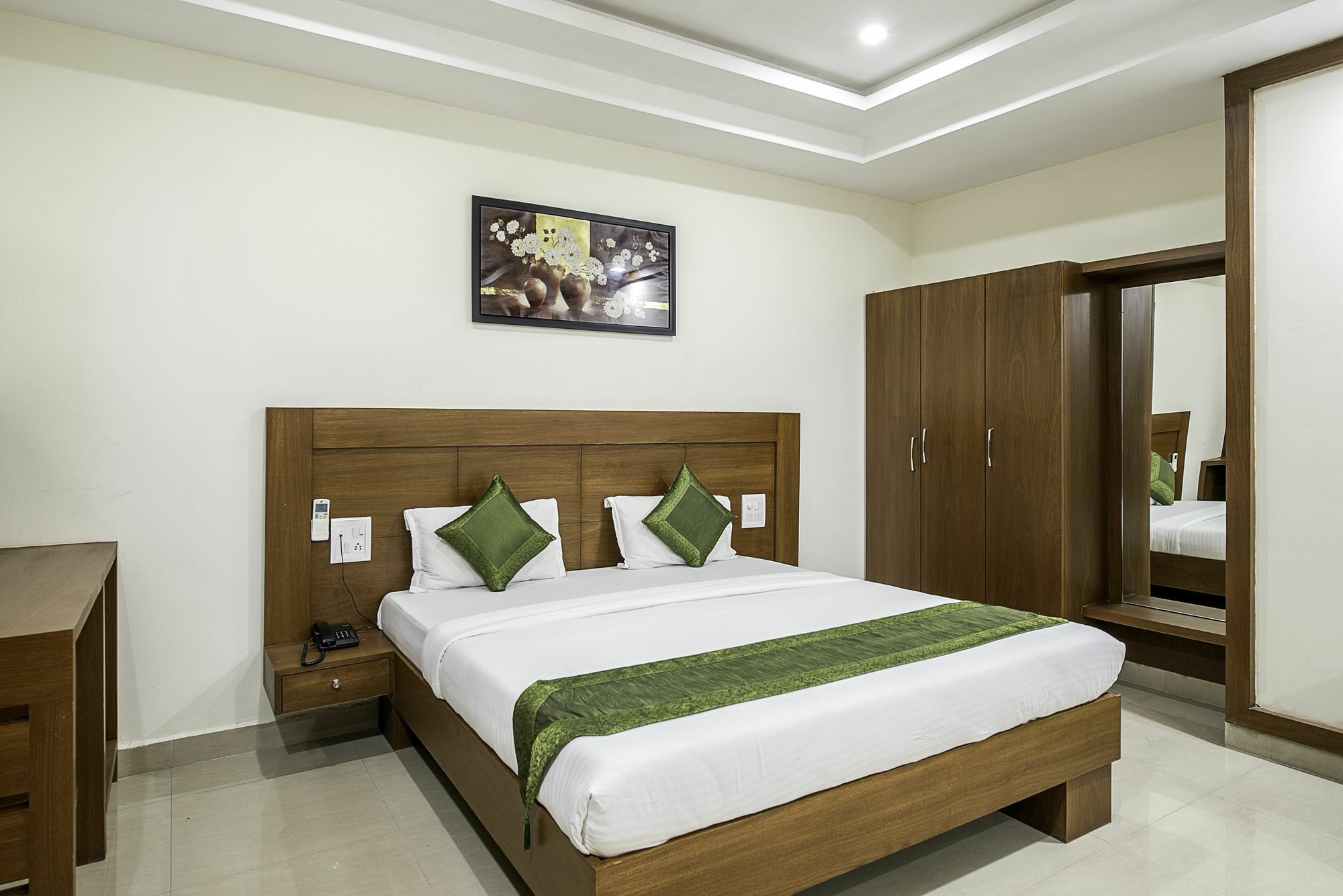 Treebo Trend Hotel Jp Plaza Nampally Χιντεραμπάντ Εξωτερικό φωτογραφία