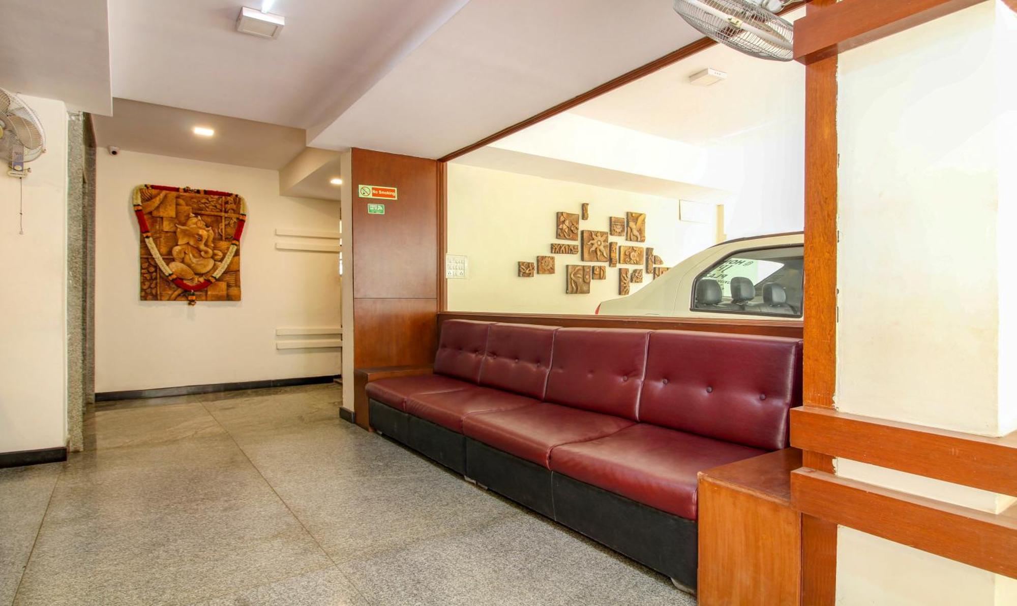 Treebo Trend Hotel Jp Plaza Nampally Χιντεραμπάντ Εξωτερικό φωτογραφία